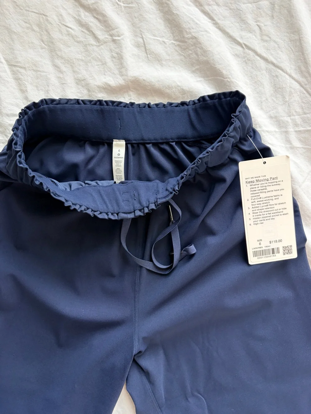 lululemon athletica Navy Ankle-Length Cropped Pants